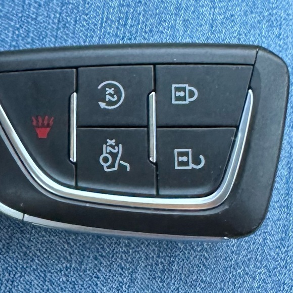 2024 Cadillac key fob - Picture 2 of 4